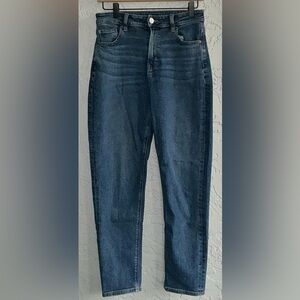American Eagle Stretch Mom Classic Blue Jeans